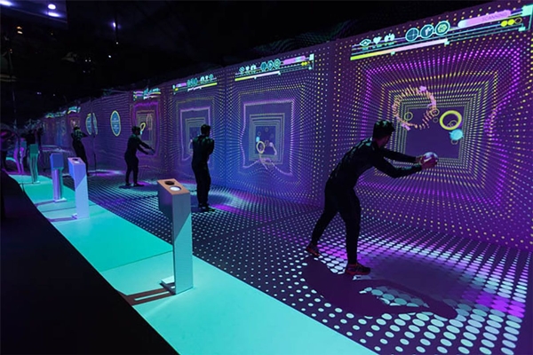 深圳信可威展廳設計公司專業從事上市企業展廳設計、展覽展示活動策劃、展臺設計搭建的展廳設計公司,憑借多年的市場經驗,為客戶提供前期策劃、設計創意、現場搭建和維護、倉儲、全國巡展等全流程的整體解決方案。同時開發商場、專賣店規劃、設計、制作、會議活動策劃和現場布置、平面廣告創意策劃等多項服務。